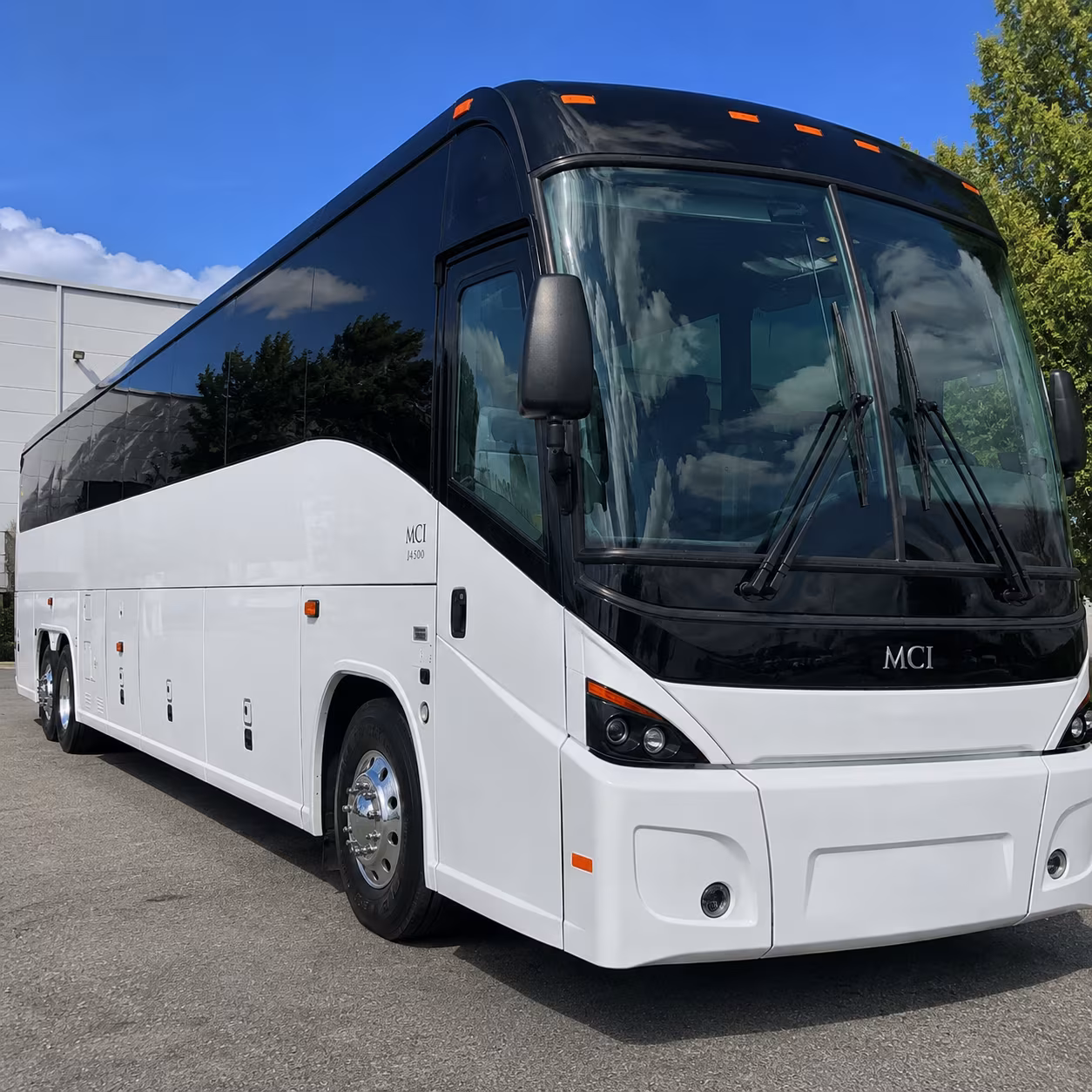 keeping a bachelorette wine tour in brick running on schedule is easy with the right bus