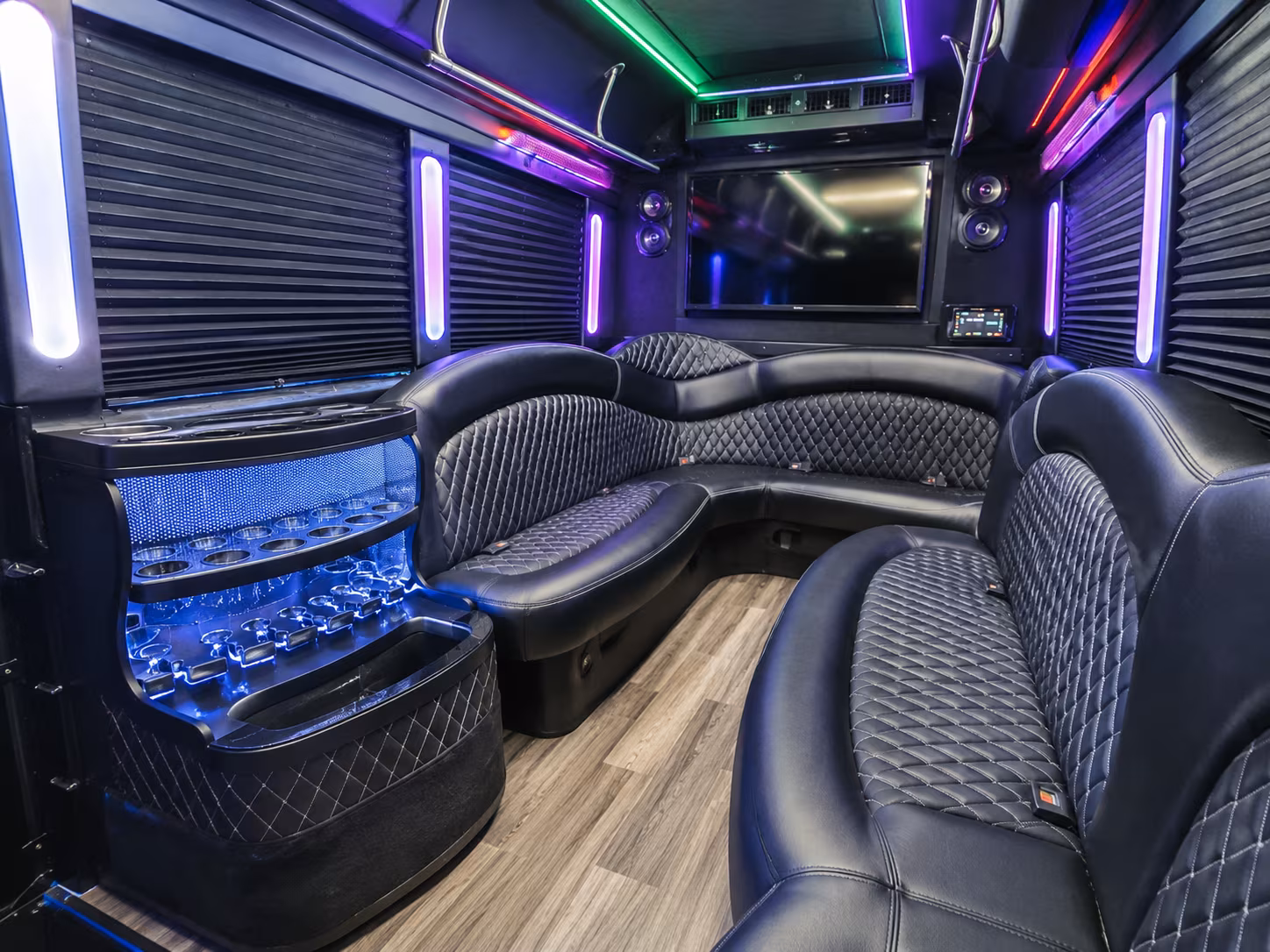 party bus rides to six flags great adventure from brick